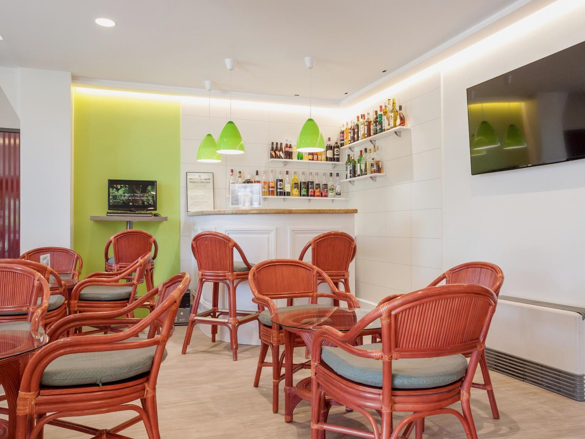 Logis Hotel L'Escargotiere Dijon Sud - Chenôve Eksteriør billede
